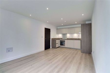 A stylish apartment boasting contemporary accommodation. - Photo 4