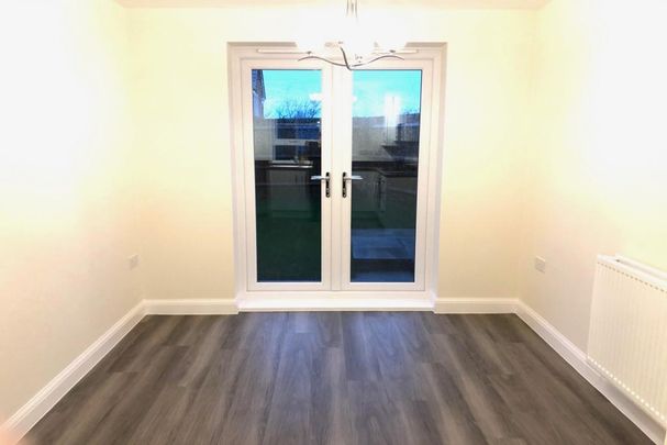 3 bedroom terraced house to rent - Photo 1