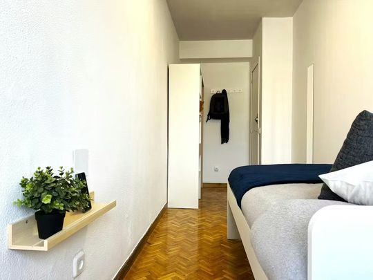 Calle de San Germán, Madrid, Community of Madrid 28020 - Foto 1