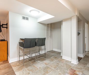 For Lease - 159 Bellefair Avenue Unit# Lower, Toronto, Ontario - Photo 2