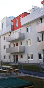 Drei-Zimmer-Wohnung mit Balkon - Foto 4