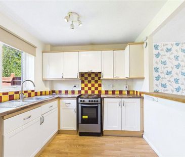 2 bedroom end of terrace house to rent - Photo 1