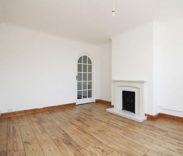 2 bedroom semi-detached house to rent - Photo 2