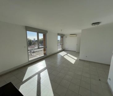 Location Appartement 3 pièces 69 m2 à Montpellier - Photo 2