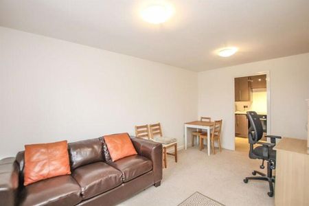 1 bedroom flat to rent - Photo 2