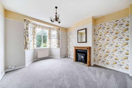 Chiltern Drive, Surbiton, KT5 - Photo 4