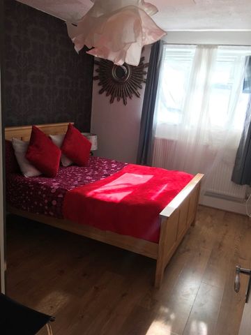 1 Bed Flat, Gideon Road, SW11 - Photo 2