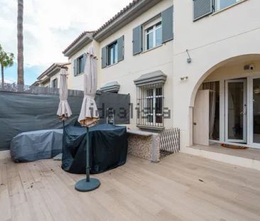 Alquiler de chalet adosado en Calle Ana de Austria - Photo 5