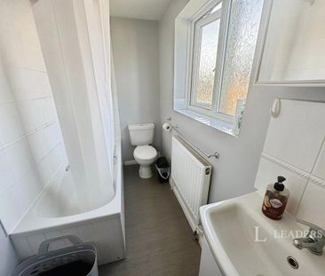 2 bedroom semi-detached house to rent - Photo 6