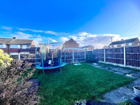 Duncombe Drive, LU5 - Photo 3