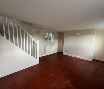 2 bedroom detached house to rent - Photo 2