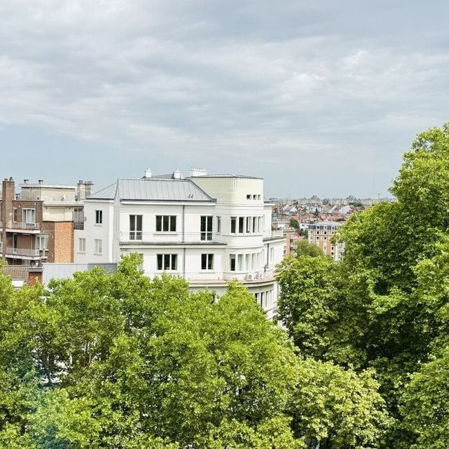 Appartement te huur in Elsene voor € 2.100 met 2 slaapkamers - Foto 1