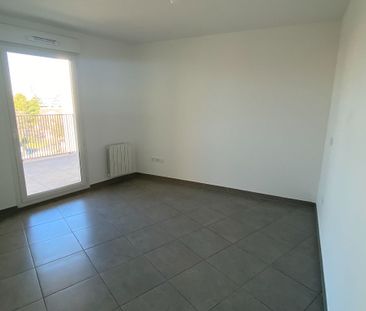 Location Appartement 2 pièces 43m² MONTPELLIER 34070 - Photo 2