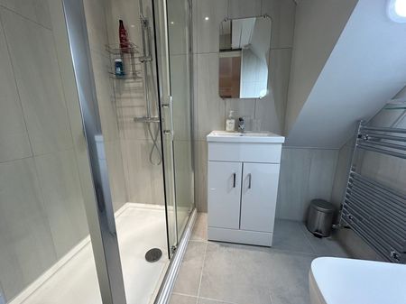 King Charles Road, Halesowen, West Mi... - Photo 5