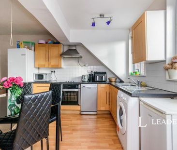 2 bedroom flat to rent - Photo 6