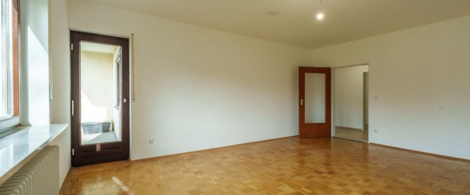 SOPART IMMOBILIEN - Frisch saniert mit neuem Bad - Schöne 3-Zimmer-Erdgeschosswohnung in Germering - Foto 1