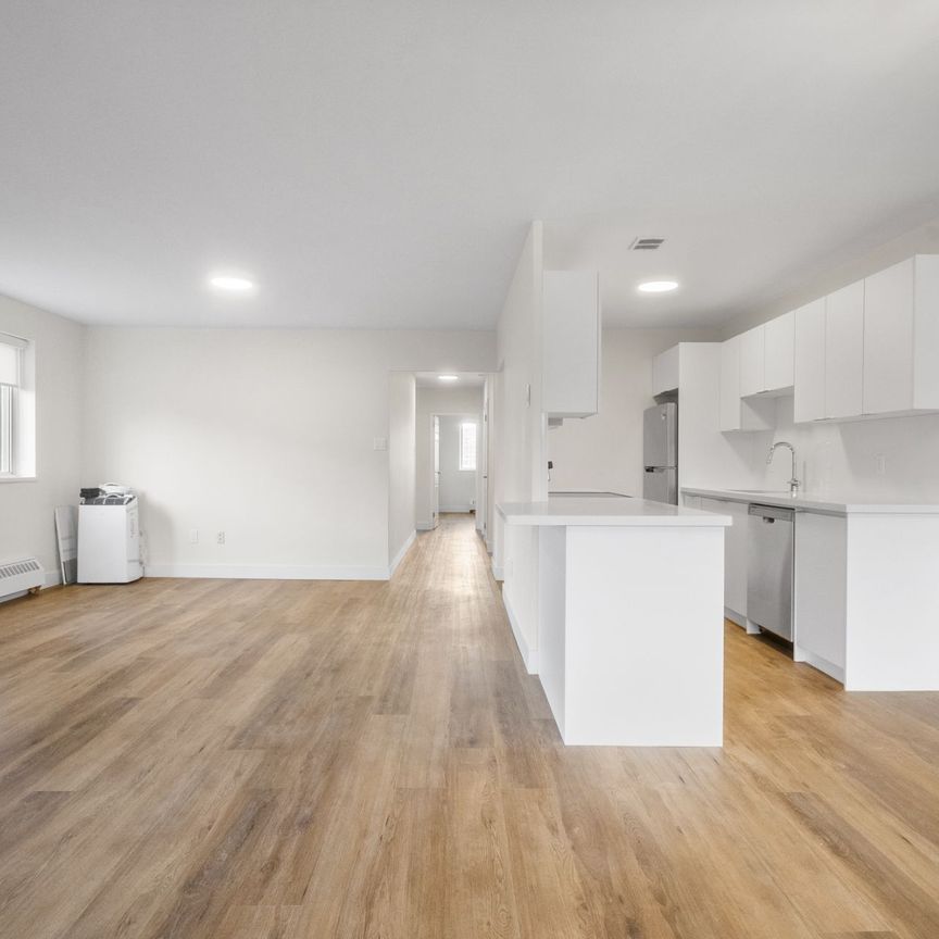 For Lease - 329 The West Mall N/A Unit# 304, Toronto, Ontario - Photo 1