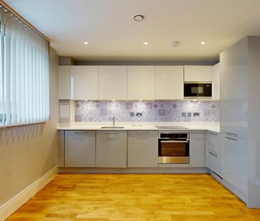 Eastcote Avenue, Sudbury Hill, UB6 - Photo 4