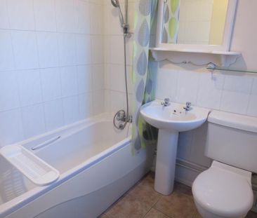 1 bedroom property to rent - Photo 6