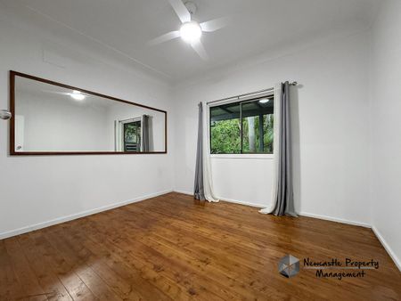 19 Stuart Street, Kotara South - Photo 2