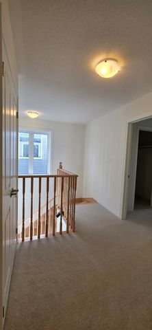 For Lease - 34 Hillcroft Way, Kawartha Lakes, Ontario - Photo 2