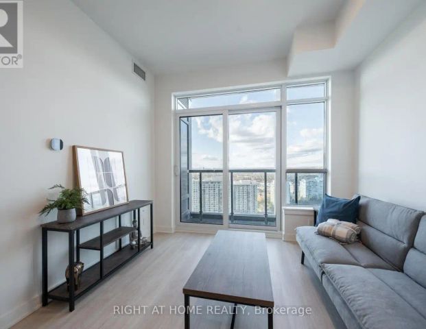 2406 - 50 UPPER MALL WAY — 1 Bedroom - Photo 1