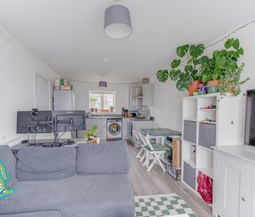 1 bed apartment to rent in Ascot Way, Birmingham, B31 - Photo 2