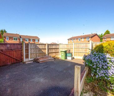 2 bedroom semi-detached house to rent - Photo 3