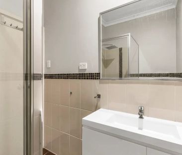 38 Redmond Road, Hamilton Hill WA 6163 - Photo 3