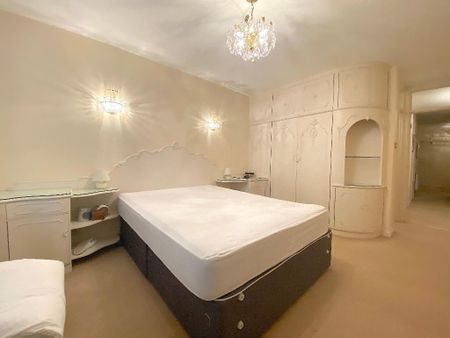 3 bedroom apartment to rent - Photo 5