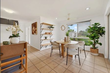 Easy Living in the Heart of Kirwan! - Photo 4
