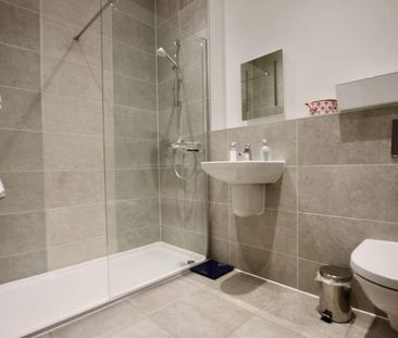 2 bedroom apartment to rent - Photo 6