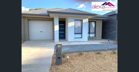 Welcome to your new home in Salisbury! - Photo 2