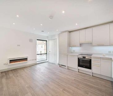 Norbury Crescent, London, SW16 - Photo 1