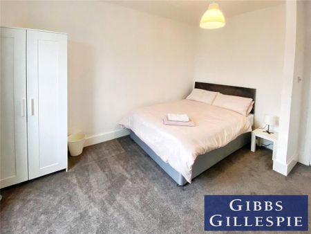 House share to rent - Photo 2