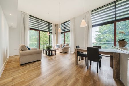 Knaresborough Drive, Earlsfield, London, SW18 - Photo 3
