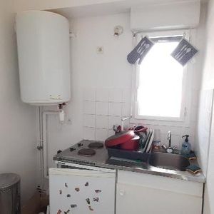 Location Appartement 1 pièce 26m² MONT DE MARSAN 40000 - Photo 2