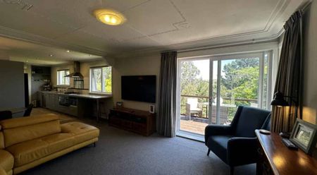 Immaculate inside and out! - Photo 5