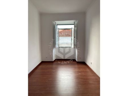3 bedroom luxury Flat for rent in Santa Catarina, Misericórdia, Lisbon - Photo 4