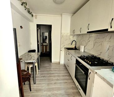 Apartament cu 2 camere, 50 mp + balcon 10 mp, Șoseaua Vestului 18 - Fotografie 6