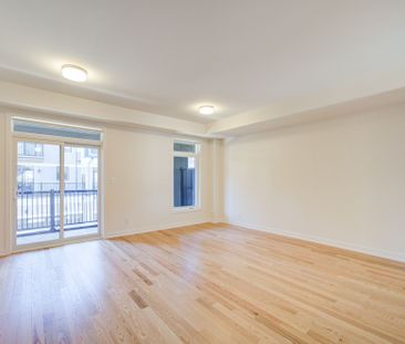 For Lease - 1126 Wheat Boom Drive, Oakville, Ontario - Photo 3