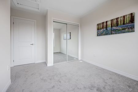 For Lease - 490 Beresford Path Unit# 1, Oshawa, Ontario - Photo 4