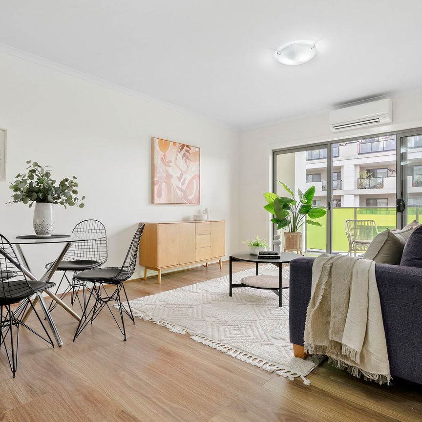 37/58 Cowlishaw Street, Greenway - Photo 1