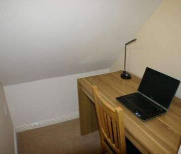 1 bedroom House To Let Total Size: 1497 SQ FT - Photo 1