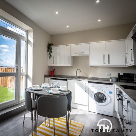 Upper Flat 34 North Bridge Street Room 5 - Photo 3