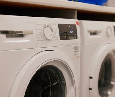 Studio Flat, West Point, M16 - Photo 6