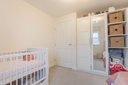 4 bedroom detached house to rent - Photo 5