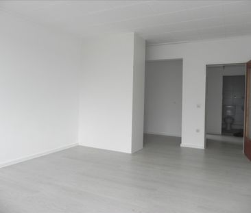 * CHARMANTE 1-ZI. PERLE MIT SONNENBALKON! 1.5 ZI Whg. KR-Fischeln, ... - Photo 2