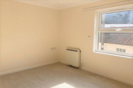 1 bedroom retirement property to rent - Photo 3