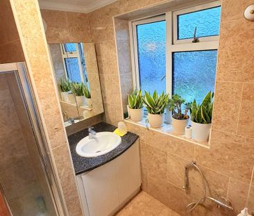 House share to rent - Photo 1